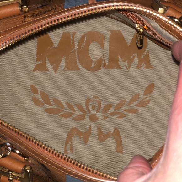 SOLD - Picture 4 of 8